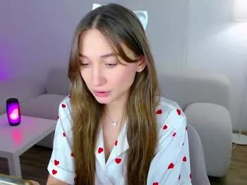 ambertan1 on Chaturbate 