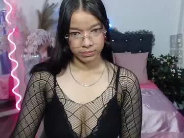 emilly_tay on Chaturbate 