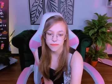 layriantavee on Chaturbate 