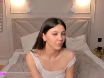 loragillim on Chaturbate 