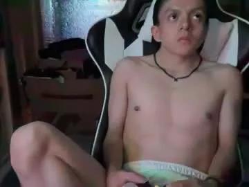 robertcicijr21 on Chaturbate 