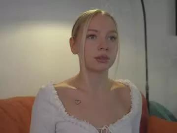 snow_is_falling on Chaturbate 