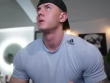 thomas_falcon1 on Chaturbate 