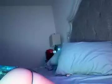 x_dreamgirl_x on Chaturbate 