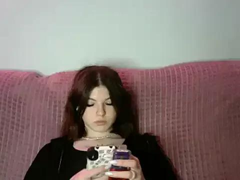 aishacash on StripChat 